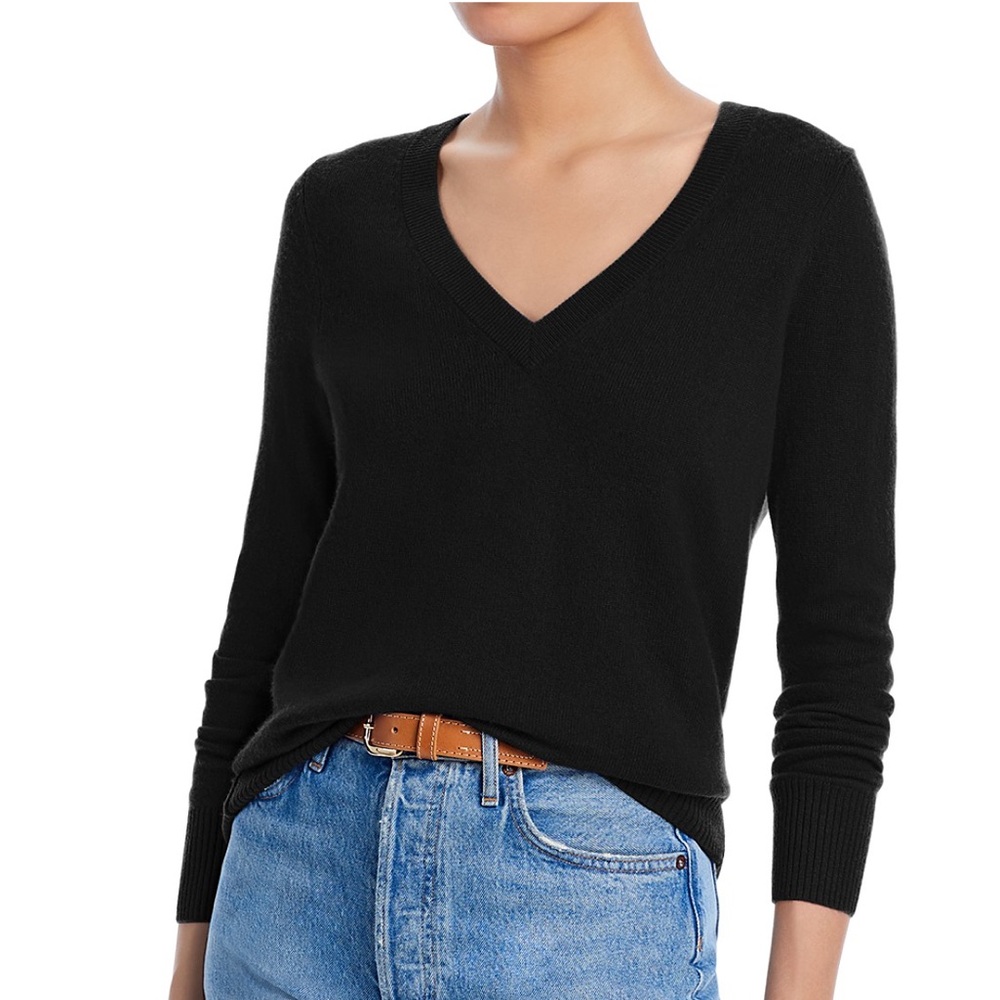 Aqua 100% Cashmere Black V-Neck Sweater / Jumper